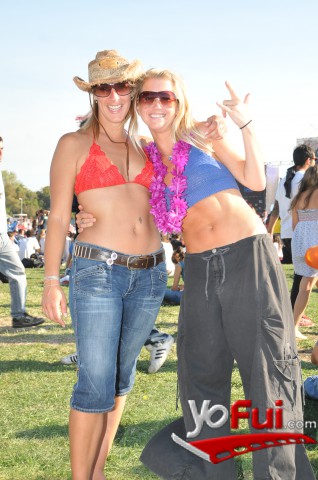 Natasha Radchenki, Melyssa Morguenyall