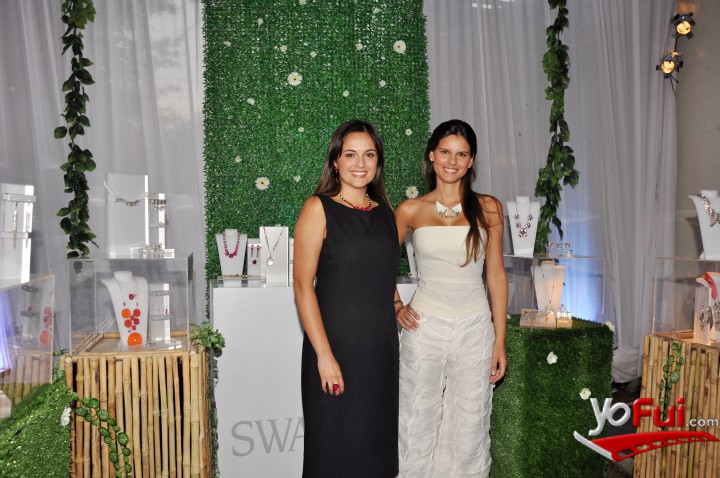 Andrea González, Caroline Von Hartenstein