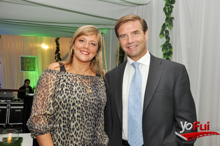 Ana María Martínez, Andrés Manríquez