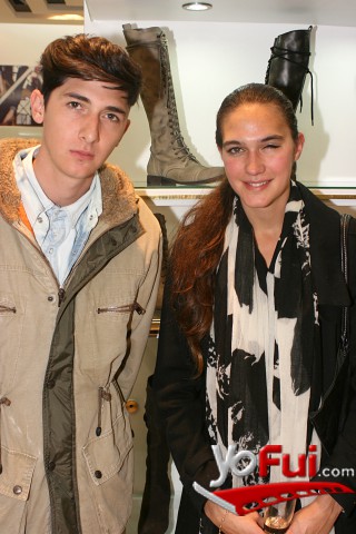 Antonio Contreras, Angelica Uribe