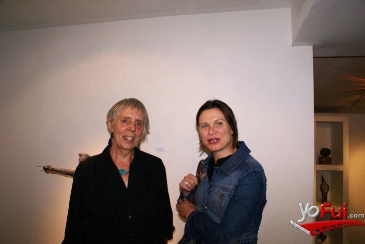 Agnes Valvekens, Heleen Devos