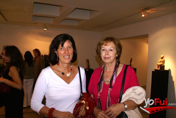 Camila Zamora, Eliana Arre