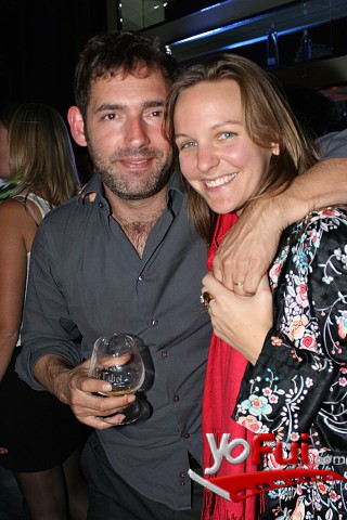 Edmundo Vicuña, Hilary Brown