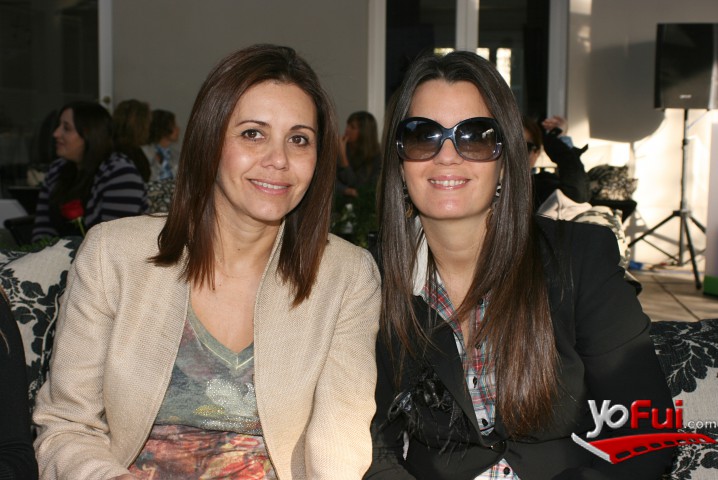 Paula Aviles, Bernardita Hartmann