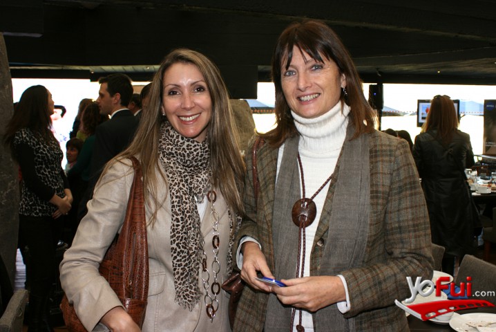 Lorraine Thomson, Constanza Huneeus