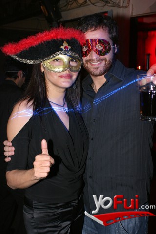 Jeaqueline Contreras, Cesar Gonzalez