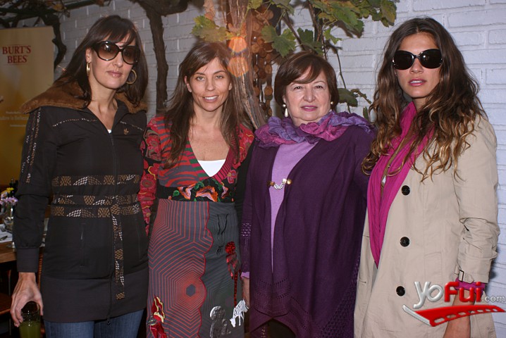 Maya Khamis, Francisca Cortes, Marina Meneses Weber, Francisca Cummins