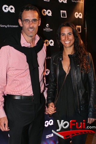 Claudio Khamis, Claudia Camus