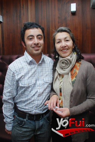 Oscar Acuña, Evelina Pontigo