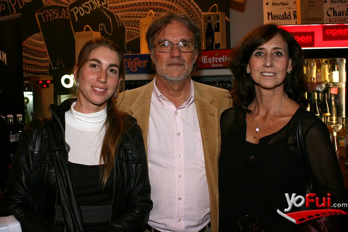 Camila Duch, Hugo Ayal, Paula Baraona