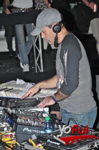 Roberto Fuentes - VJ ROB