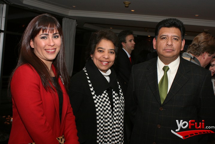 Carolina Valdovinos, Brenda Becerra, Roque Arriaga