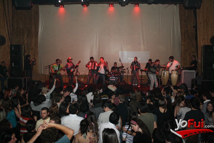 Fotografía en Lanzamiento disco Akiles Baeza, Centro Cultural Amanda