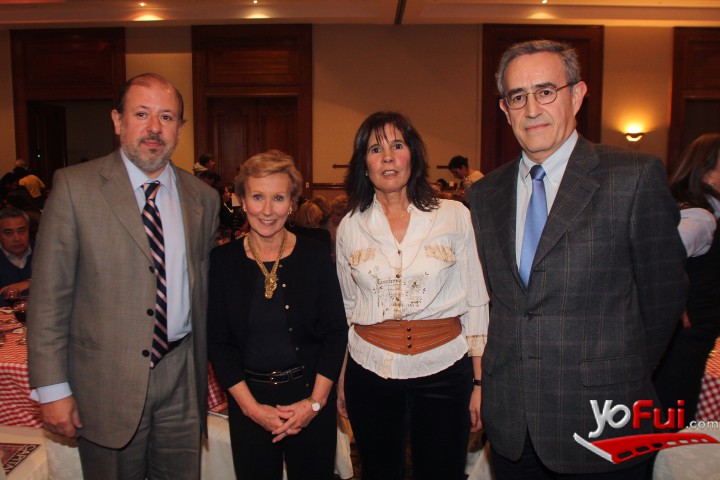 Rodrigo Winter, Bertita Concha, Luz María Medina, Gustavo Farre