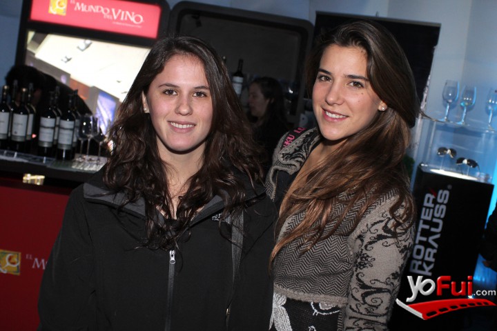 Gabriela Riveros, Sarita Gago