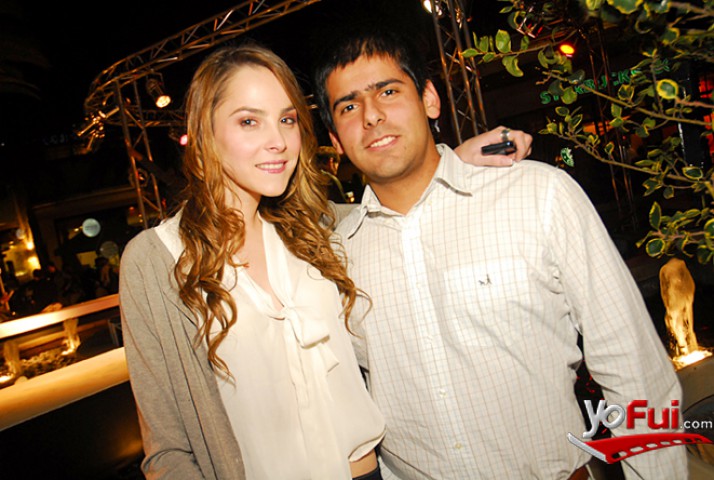 Moureen Pooley, Carlos García