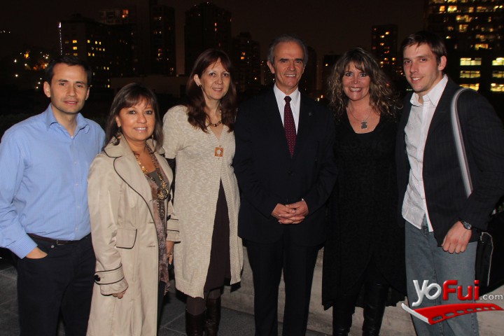 Rolando Devia, Cristina Torres, Marcela Garcia, Principe Alejandro de Sajonia, Issis Carrasco, José Miguel Lozano