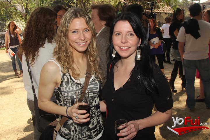 Daniela Gomez, Carolina Gomez