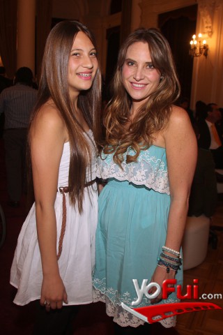 Camila Gomez Power, Leslie Power