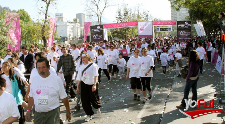 Fotografía en Caminata Avon contra el Cáncer de Mama, Parque Baquedano