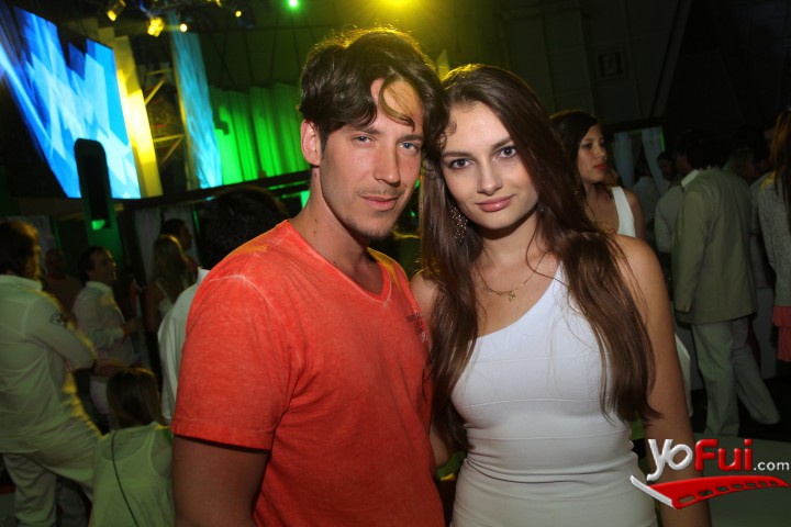 Juan Garcia, Camila Bona