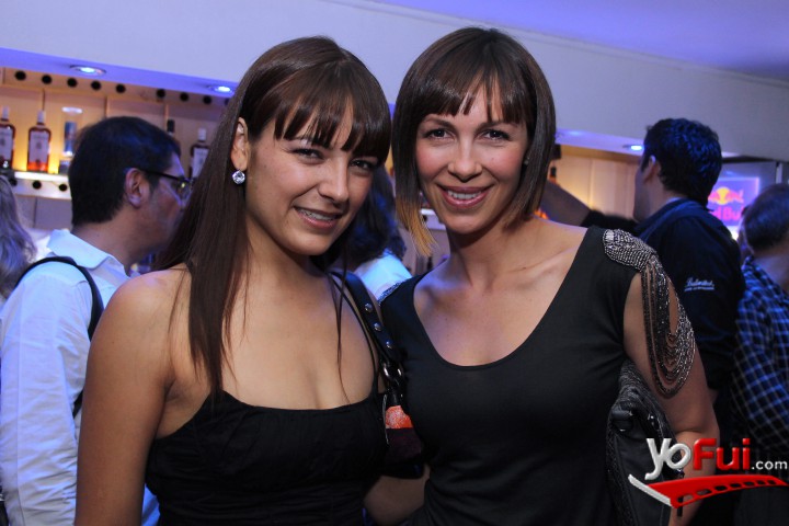 Janis Pope, Claudia Arnello