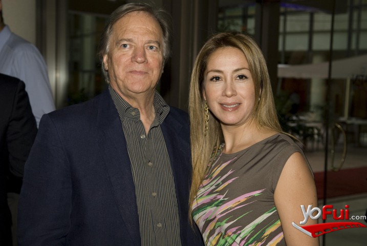 Dennis Spicer, Marianela Escobar