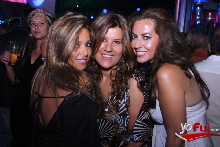 Kareen Barrientos, Ingrid Mahig, Clñaudia Peña