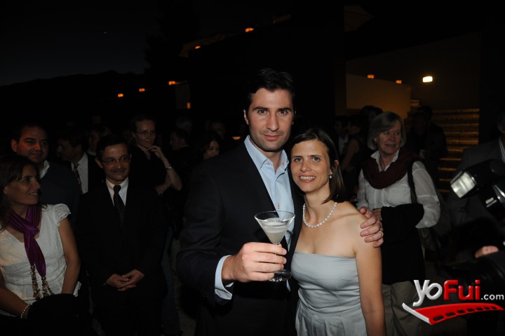 Charles de Bournet, Andrea León