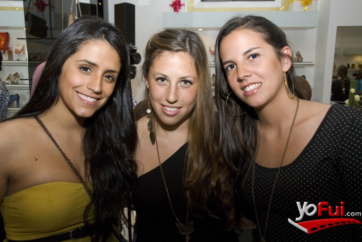 Maria Jose Llaneza, Fernanda Llaneza, Daniela Fernandez