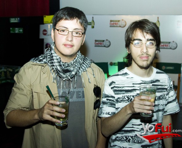 Erich Valej, Tomas Avila