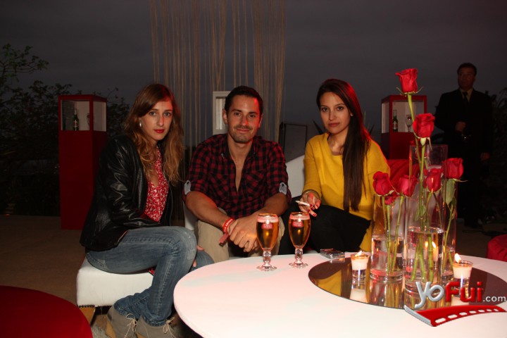 Andrea Velasco, Santiago Tooper, Daniela Palaveccino