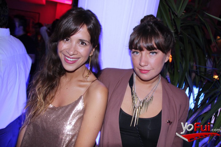 Trini Id, Camila Santa Ana