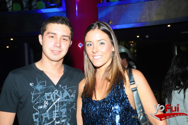 Adrián Jofre, Helen Bolton