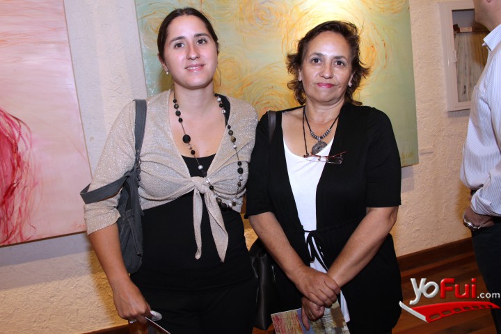 Carolina Morales, Mariela Correa