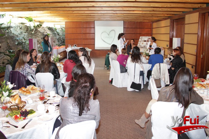 Desayuno evento Clinique