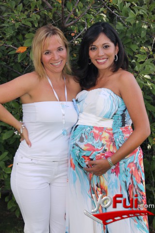 Delia María Fox, Carla Pfoertner