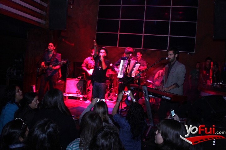 Fotografía en Fiesta Radios Cooperativa y Universo, Club Eve