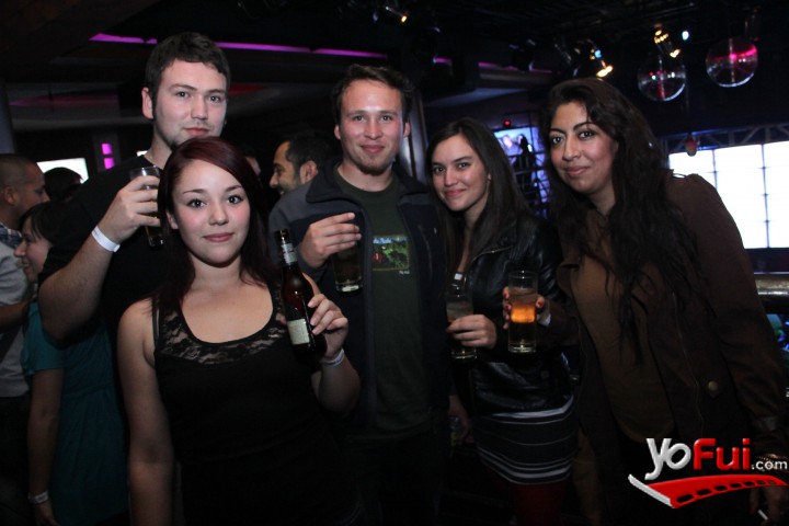 Fotografía en Fiesta Radios Cooperativa y Universo, Club Eve