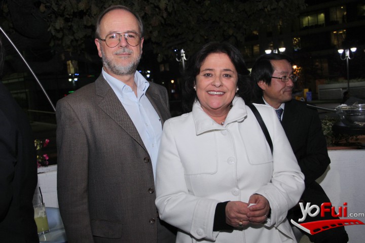 Juan Ochagavia, Veronica Echeverria