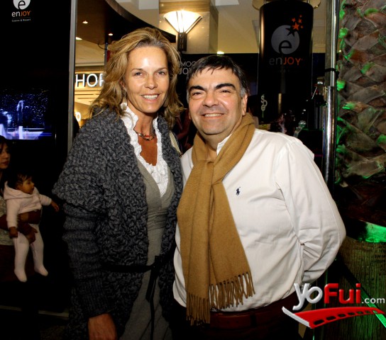 Ana María Cummins, Camilo Valdivia