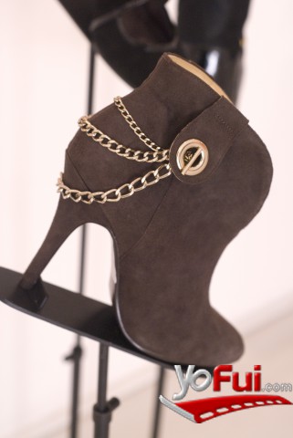 Fotografía en Colección Otoño-Invierno 2012 de Gacel, Galería Isabel Aninat