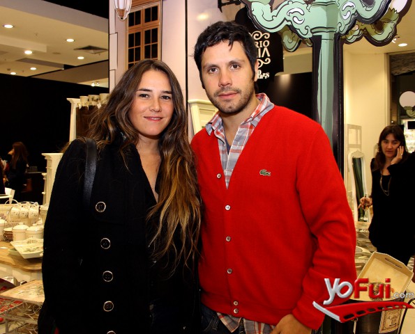 Andrea Beher, Mauricio Guerrero