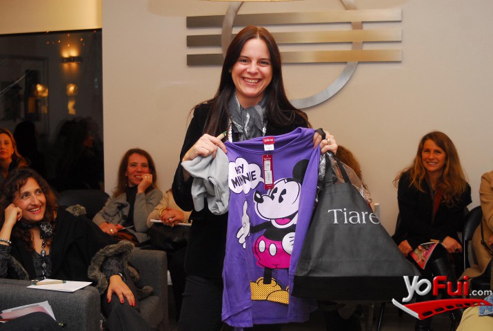 Fotografía en Conversemos un café, evento de Mujer Impacta, Clinica Dermovein