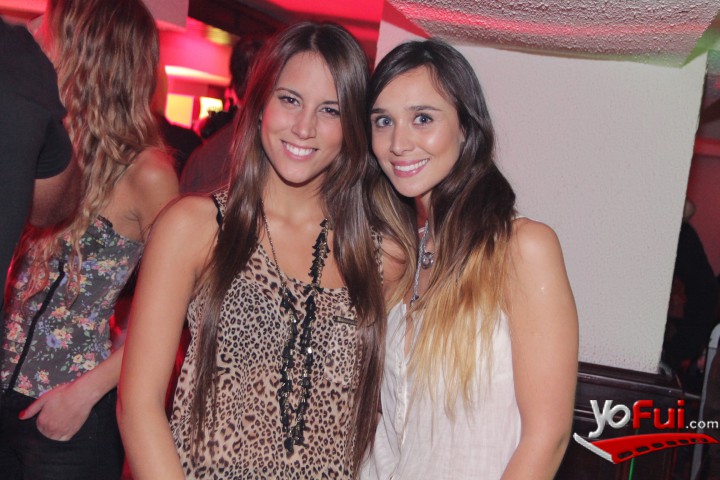 Macarena Merino, Anita Münzenmayer
