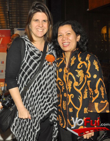 Andrea González, Romana Sirait