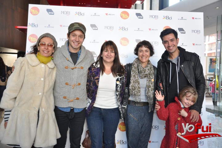 María Izquierdo, Benjamín Vicuña, Andrea Pérez de Castro, Alejandra Wood, Héctor Morales, Amalia Leng