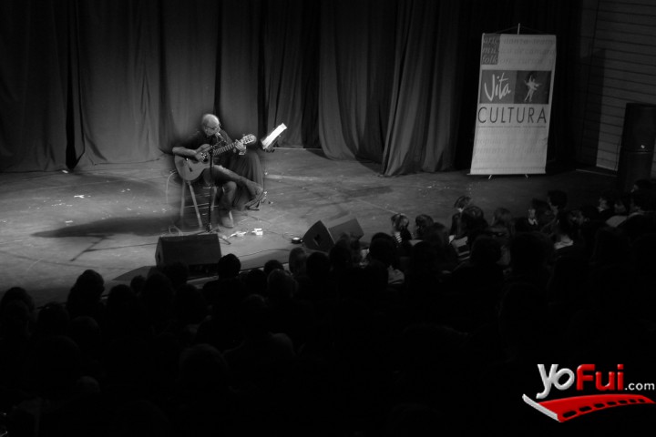 Fotografía en Eduardo Gatti en Concierto, Sala Vitacura