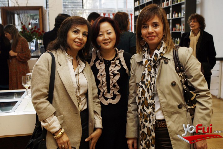 Wanda Mostafa, Veronica Kato, Lorena Yob