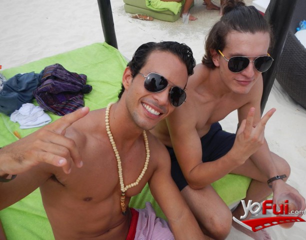 Orlando Grande, Adrian Grande
